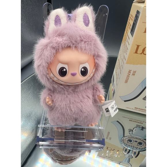 Pop Mart Pin For Love “M” “Motivation” CONFIRMED - Picture 2 of 5